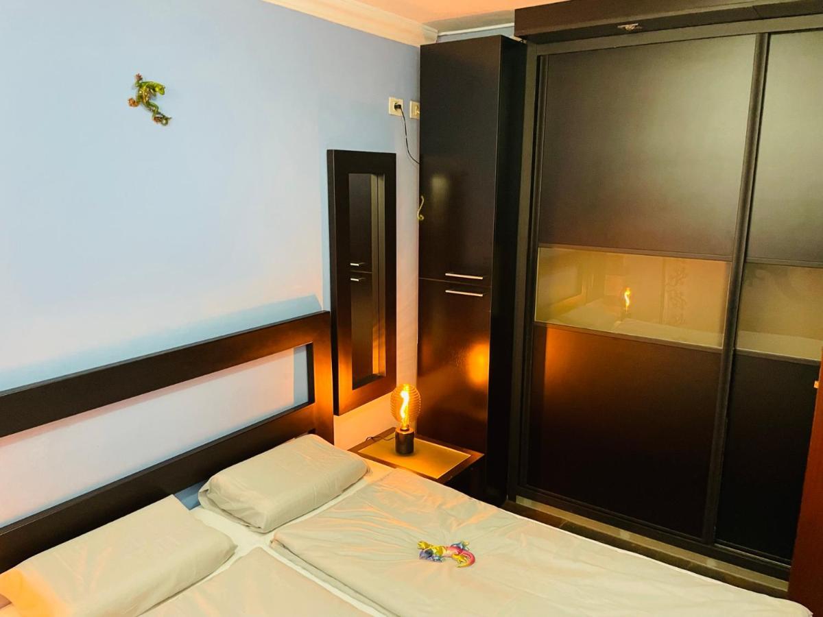 Lizards Lounge - Tanife Apartment Beim Yumbo Playa del Ingles  Ngoại thất bức ảnh